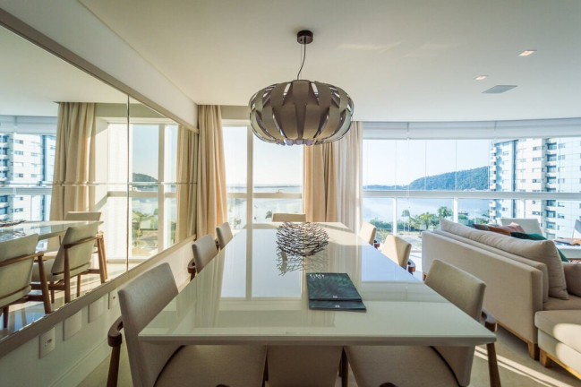 Imagem Apartamento com 4 Quartos à Venda, 283 m² em Fazenda - Itajaí