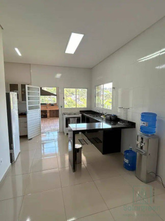 Imagem Casa com 4 Quartos à Venda, 226 m² em Centro - Igaratá