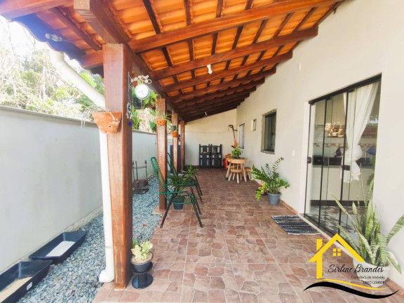 Imagem Casa com 3 Quartos à Venda, em Salinas - Balneário Barra Do Sul Imagem Casa com 3 Quartos à Venda, em Salinas - Balneário Barra Do Sul