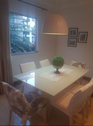 Imagem Casa com 3 Quartos à Venda, 205 m² em Buraquinho - Lauro De Freitas Imagem Casa com 3 Quartos à Venda, 205 m² em Buraquinho - Lauro De Freitas