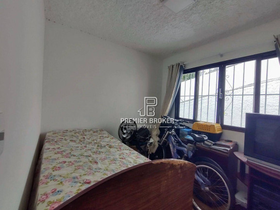 Imagem Casa com 3 Quartos à Venda, 120 m² em Fazendinha - Teresópolis