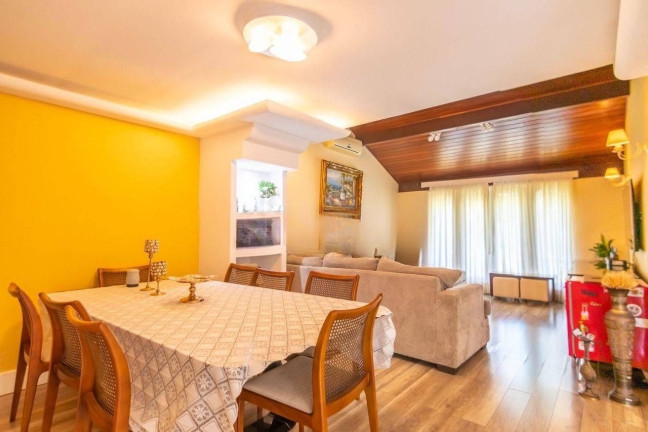 Imagem Casa de Condomínio com 5 Quartos à Venda, 712 m² em Itaipu - Niterói