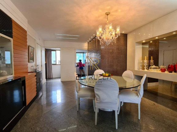 Imagem Apartamento com 4 Quartos à Venda, 280 m² em Praia Da Costa - Vila Velha Imagem Apartamento com 4 Quartos à Venda, 280 m² em Praia Da Costa - Vila Velha