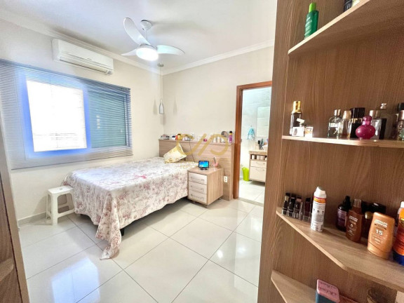 Imagem Casa com 3 Quartos à Venda, 360 m² em Canto Do Forte - Praia Grande Imagem Casa com 3 Quartos à Venda, 360 m² em Canto Do Forte - Praia Grande