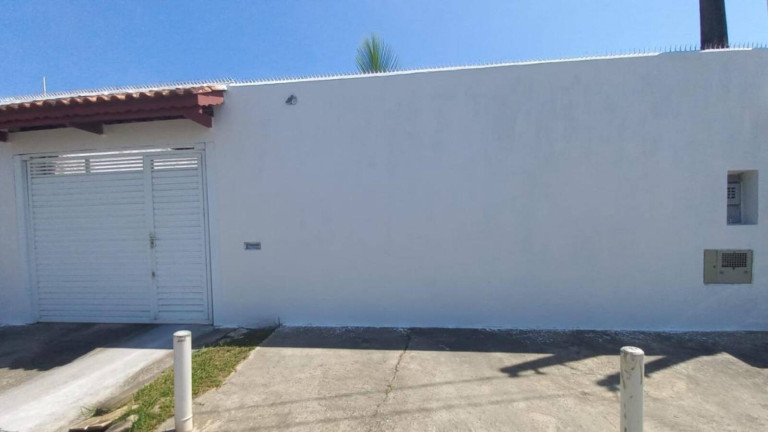 Sobrado com 3 Quartos à Venda, 300 m² em Itanhaém
