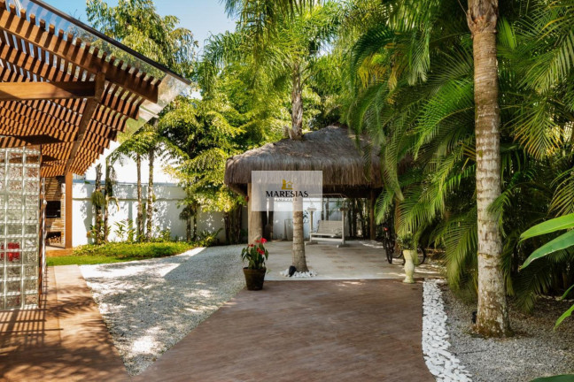 Imagem Casa com 5 Quartos à Venda, 300 m² em Maresias - São Sebastião Imagem Casa com 5 Quartos à Venda, 300 m² em Maresias - São Sebastião