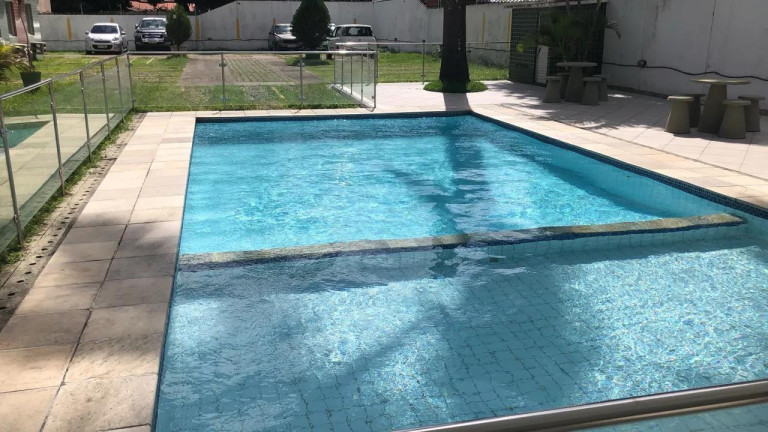 Imagem Apartamento com 2 Quartos à Venda, 55 m² em Várzea - Recife