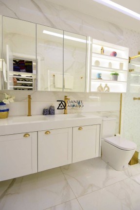 Imagem Casa com 4 Quartos à Venda, em Mossoró Imagem Casa com 4 Quartos à Venda, em Mossoró
