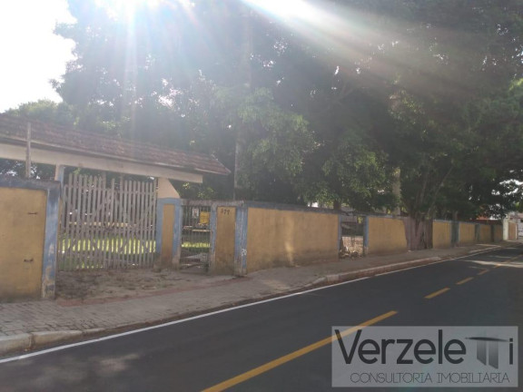 Imagem Terreno à Venda, 3.875 m² em Centro - Camboriú Imagem Terreno à Venda, 3.875 m² em Centro - Camboriú