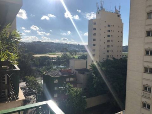 Imagem Imóvel com 2 Quartos para Alugar, 100 m² em Jardim Europa - São Paulo Imagem Imóvel com 2 Quartos para Alugar, 100 m² em Jardim Europa - São Paulo