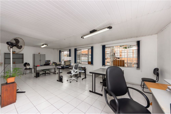 Casa com 4 Quartos à Venda, 317 m² em Cambuci - São Paulo