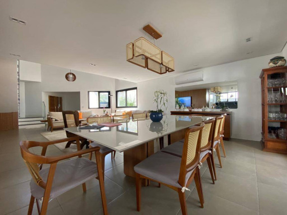 Imagem Casa com 4 Quartos à Venda, 305 m² em Alphaville Residencial Dois - Barueri Imagem Casa com 4 Quartos à Venda, 305 m² em Alphaville Residencial Dois - Barueri