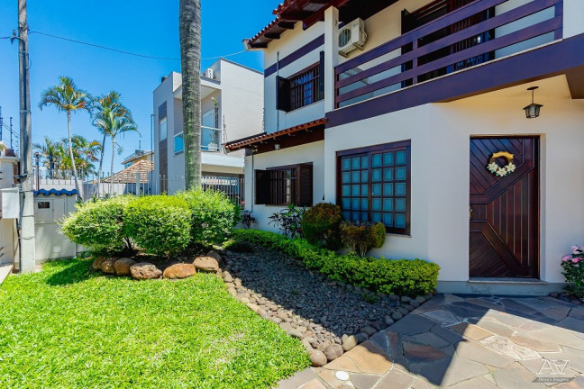 Imagem Casa com 4 Quartos à Venda, 210 m² em Niterói - Canoas