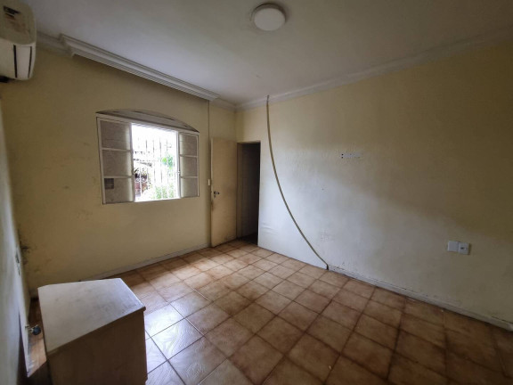 Imagem Casa com 3 Quartos à Venda, 600 m² em Chapada - Manaus Imagem Casa com 3 Quartos à Venda, 600 m² em Chapada - Manaus