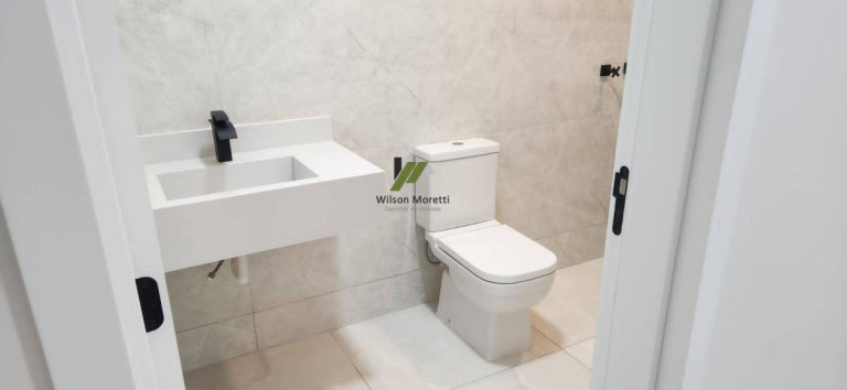 Imagem Casa de Condomínio com 3 Quartos à Venda, 140 m²