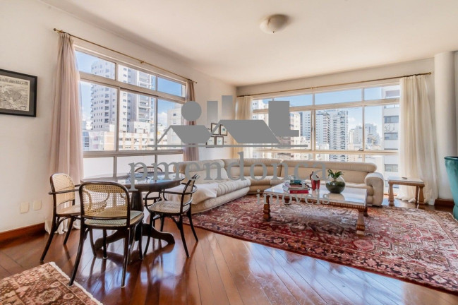 Apartamento com 3 Quartos à Venda, 243 m² em Higienópolis - São Paulo