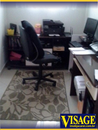 Imagem Casa com 3 Quartos à Venda, 250 m² em Vila Branca - Jacareí Imagem Casa com 3 Quartos à Venda, 250 m² em Vila Branca - Jacareí