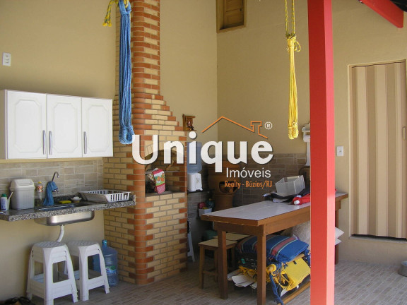 Imagem Casa com 3 Quartos à Venda, 300 m² em Sao Pedro Da Aldeia - São Pedro Da Aldeia
