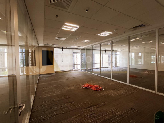 Imagem Imóvel Comercial para Alugar, 371 m² em Cidade Monções - São Paulo