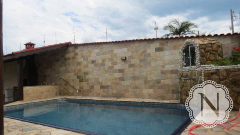 Casa com 7 Quartos à Venda, 311 m² em Tupy - Itanhaém