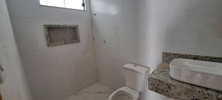 Imagem Casa com 4 Quartos à Venda, 180 m² em Buraquinho - Lauro De Freitas Imagem Casa com 4 Quartos à Venda, 180 m² em Buraquinho - Lauro De Freitas
