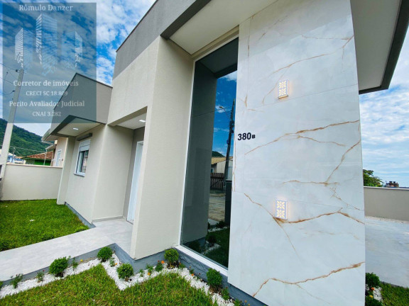 Imagem Casa com 2 Quartos à Venda, 180 m² em Ingleses Do Rio Vermelho - Florianópolis Imagem Casa com 2 Quartos à Venda, 180 m² em Ingleses Do Rio Vermelho - Florianópolis
