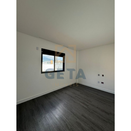 Imagem Casa com 4 Quartos à Venda, 225 m² em Santa Regina - Camboriú Imagem Casa com 4 Quartos à Venda, 225 m² em Santa Regina - Camboriú