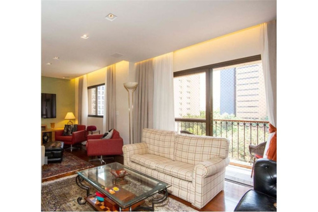 Imagem Apartamento com 4 Quartos à Venda, 200 m² em Moema - São Paulo