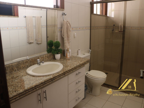 Imagem Imóvel com 5 Quartos à Venda, 280 m² em Guarajuba (monte Gordo) - Camaçari Imagem Imóvel com 5 Quartos à Venda, 280 m² em Guarajuba (monte Gordo) - Camaçari