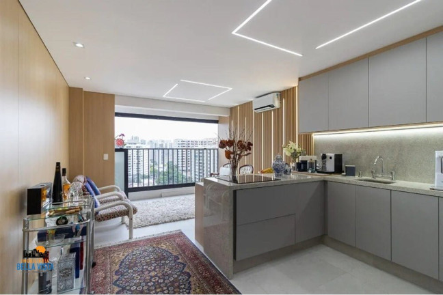Apartamento com 2 Quartos à Venda,  em Moema - São Paulo