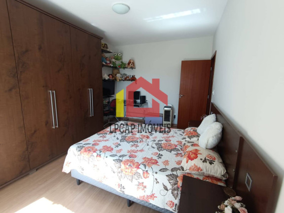 Imagem Casa com 3 Quartos à Venda, 152 m² em Santa Efigenia - Belo Horizonte Imagem Casa com 3 Quartos à Venda, 152 m² em Santa Efigenia - Belo Horizonte