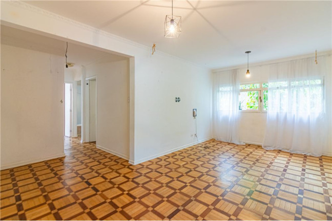 Imóvel com 3 Quartos à Venda,  em Sumarezinho - São Paulo