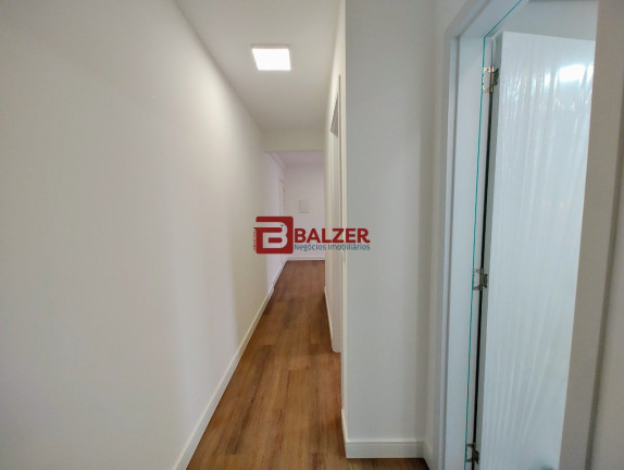 Imagem Apartamento com 2 Quartos à Venda, 94 m² em Centro - Florianópolis Imagem Apartamento com 2 Quartos à Venda, 94 m² em Centro - Florianópolis
