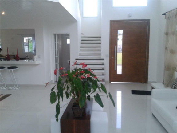 Imagem Sobrado com 3 Quartos à Venda, 390 m² em Massaguaçu - Caraguatatuba Imagem Sobrado com 3 Quartos à Venda, 390 m² em Massaguaçu - Caraguatatuba