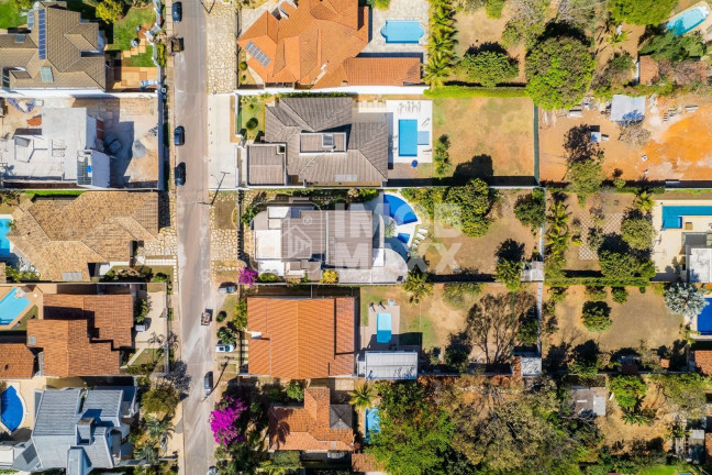 Imagem Casa com 5 Quartos à Venda, 767 m² em Lago Sul - Brasília Imagem Casa com 5 Quartos à Venda, 767 m² em Lago Sul - Brasília