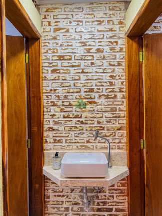 Imagem Casa com 2 Quartos à Venda, 130 m² em Itaguá - Ubatuba Imagem Casa com 2 Quartos à Venda, 130 m² em Itaguá - Ubatuba