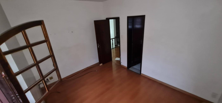 Imagem Casa com 3 Quartos à Venda, 191 m² em Meier - Rio De Janeiro Imagem Casa com 3 Quartos à Venda, 191 m² em Meier - Rio De Janeiro