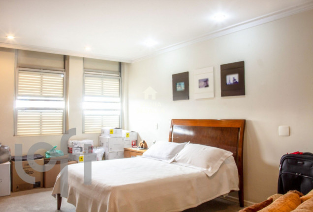 Imagem Apartamento com 4 Quartos à Venda, 260 m² em Santa Cecília - São Paulo