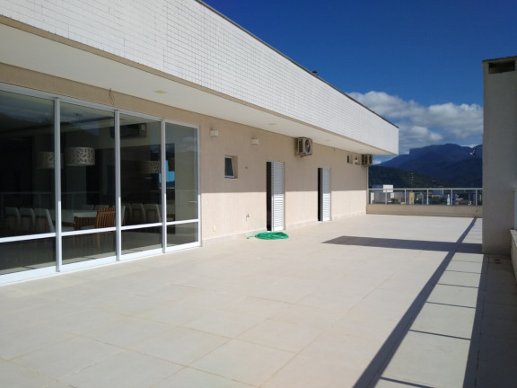 Imagem Cobertura com 4 Quartos à Venda, 360 m² em Centro - Ubatuba
