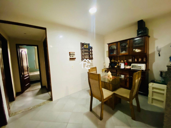 Imagem Casa com 5 Quartos à Venda, 370 m² em Mangueira - São Gonçalo Imagem Casa com 5 Quartos à Venda, 370 m² em Mangueira - São Gonçalo