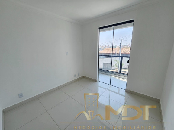 Imagem Casa com 2 Quartos à Venda, 110 m² em São João Batista (venda Nova) - Belo Horizonte Imagem Casa com 2 Quartos à Venda, 110 m² em São João Batista (venda Nova) - Belo Horizonte