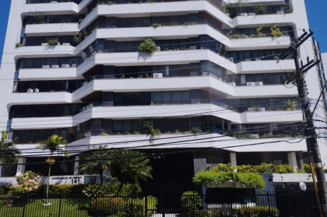 Apartamento com 4 Quartos à Venda, 211 m² em Itaigara - Salvador