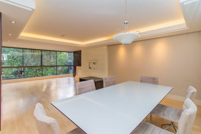 Apartamento com 3 Quartos à Venda, 148 m² em Moinhos De Vento - Porto Alegre