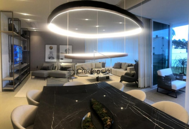 Imagem Apartamento com 4 Quartos à Venda, 228 m² em Cabral - Curitiba