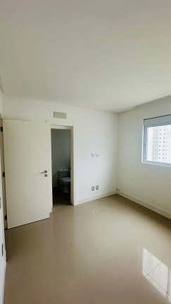 Foto do imóvel Apartamento com 4 Quartos à Venda, 149 m² em Pioneiros - Balneário Camboriú