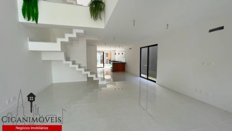 Imagem Casa de Condomínio com 4 Quartos à Venda, 350 m² em Barra Da Tijuca - Rio De Janeiro Imagem Casa de Condomínio com 4 Quartos à Venda, 350 m² em Barra Da Tijuca - Rio De Janeiro