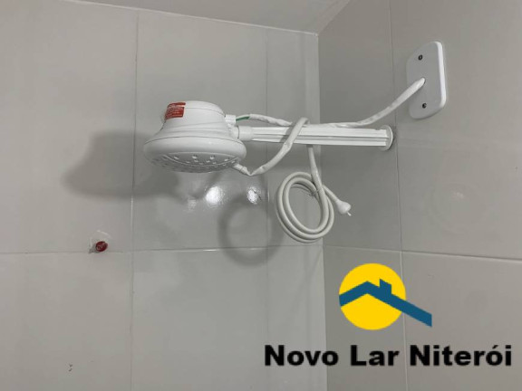 Imagem Sala Comercial à Venda, 35 m² em Centro - Niterói Imagem Sala Comercial à Venda, 35 m² em Centro - Niterói