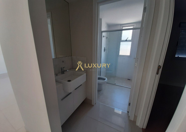 Imagem Imóvel com 2 Quartos à Venda, 68 m² em Lourdes - Belo Horizonte