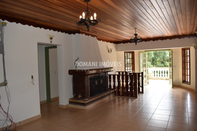 Imagem Casa com 6 Quartos à Venda, 360 m² em Região Do Parque Pedra Do Baú - Campos Do Jordão