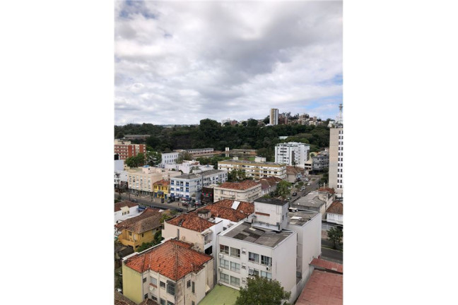 Imagem Imóvel com 3 Quartos à Venda, em Menino Deus - Porto Alegre Imagem Imóvel com 3 Quartos à Venda, em Menino Deus - Porto Alegre
